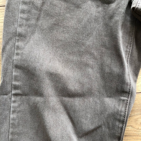 American Eagle Super Stretch Jegging - Picture 2 of 3